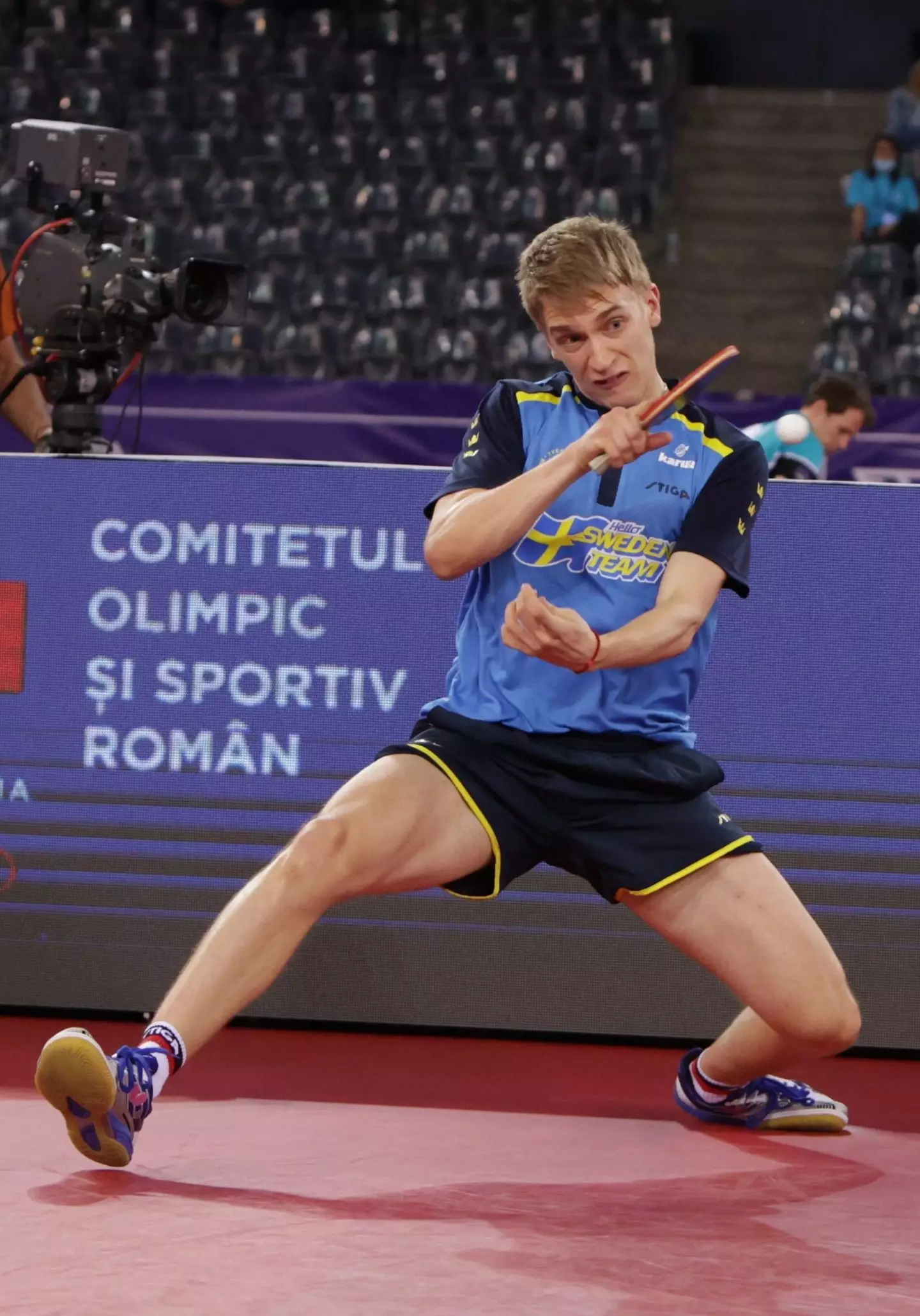 同乐城app下载-瑞典选手在乒乓球赛场上实现逆袭