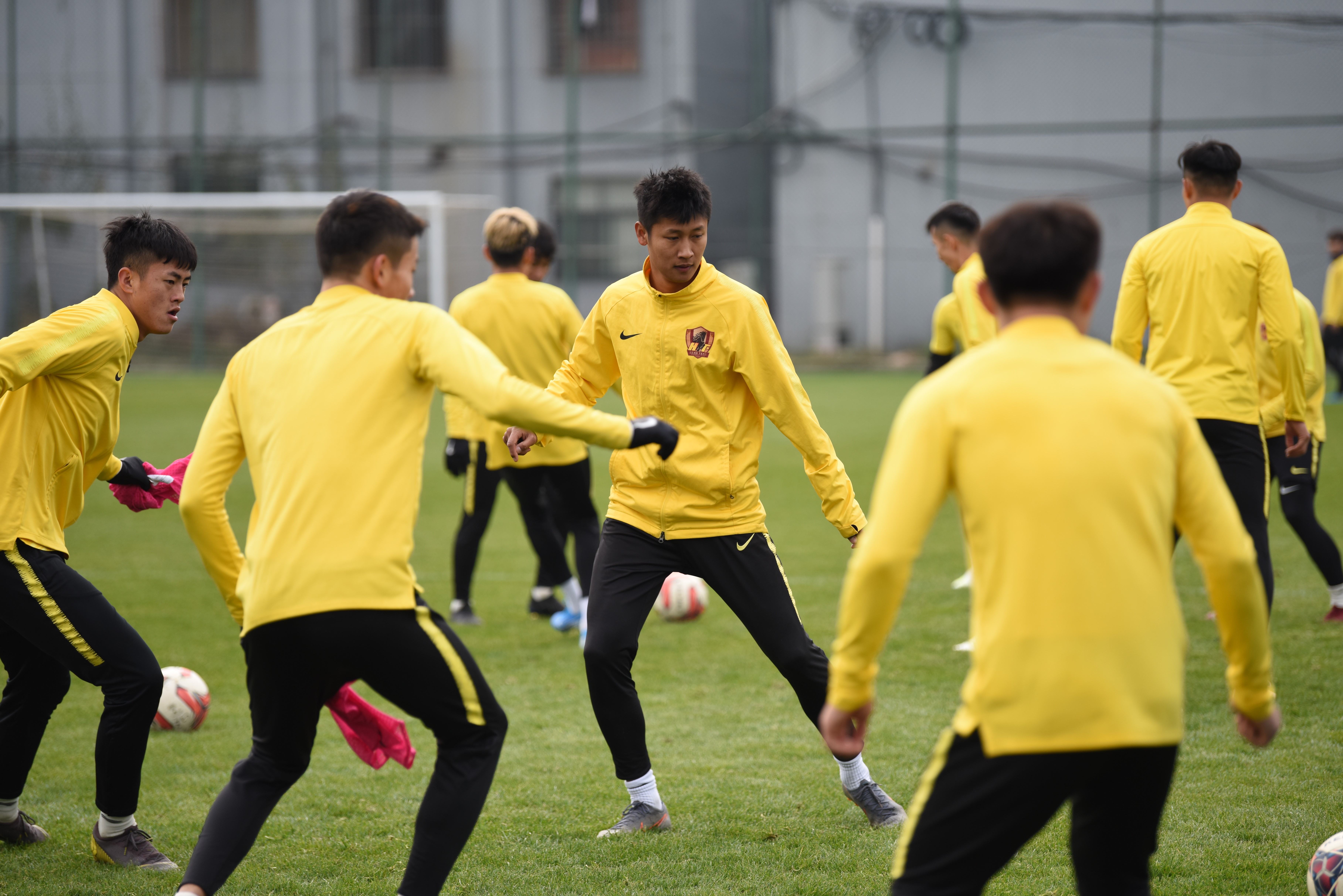 同乐城直播-恒丰备战新的比赛，球员备战认真