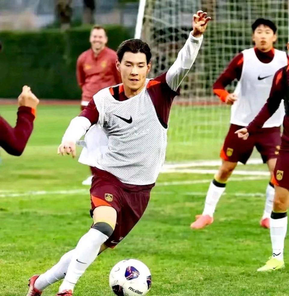 恒丰备战新的比赛，球员备战认真