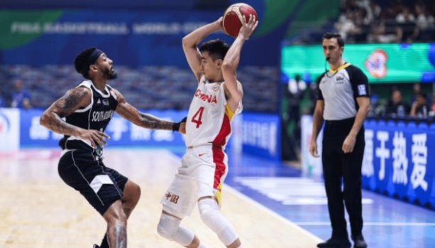 广西男篮客场惨败，遭遇低迷期的简单介绍