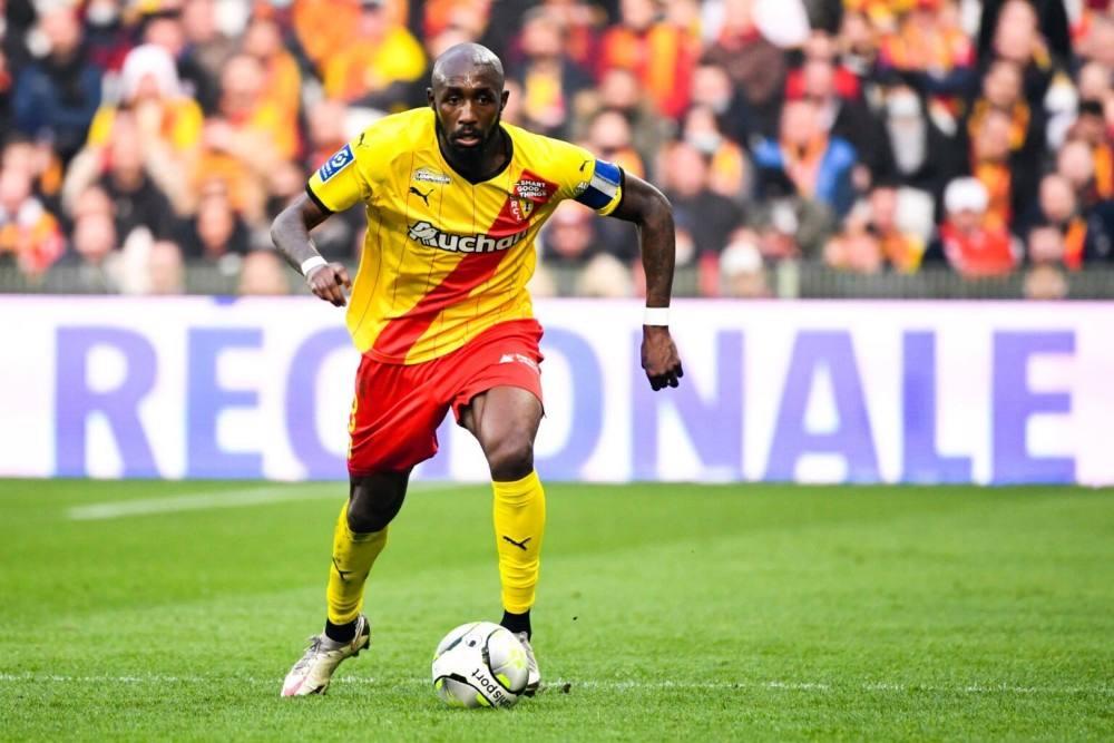 同乐城官网入口-包含朗斯客场失利，遭遇法国联赛挑战的词条