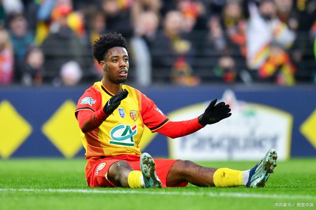 包含朗斯客场失利，遭遇法国联赛挑战的词条