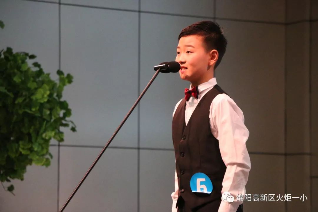 关于战队斗志昂扬，争夺胜利不容小觑的信息