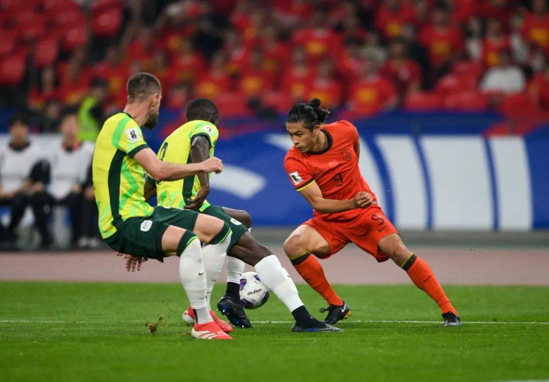 同乐城网页版登录入口-足球赛事高潮迭起，场上对决精彩纷呈的简单介绍