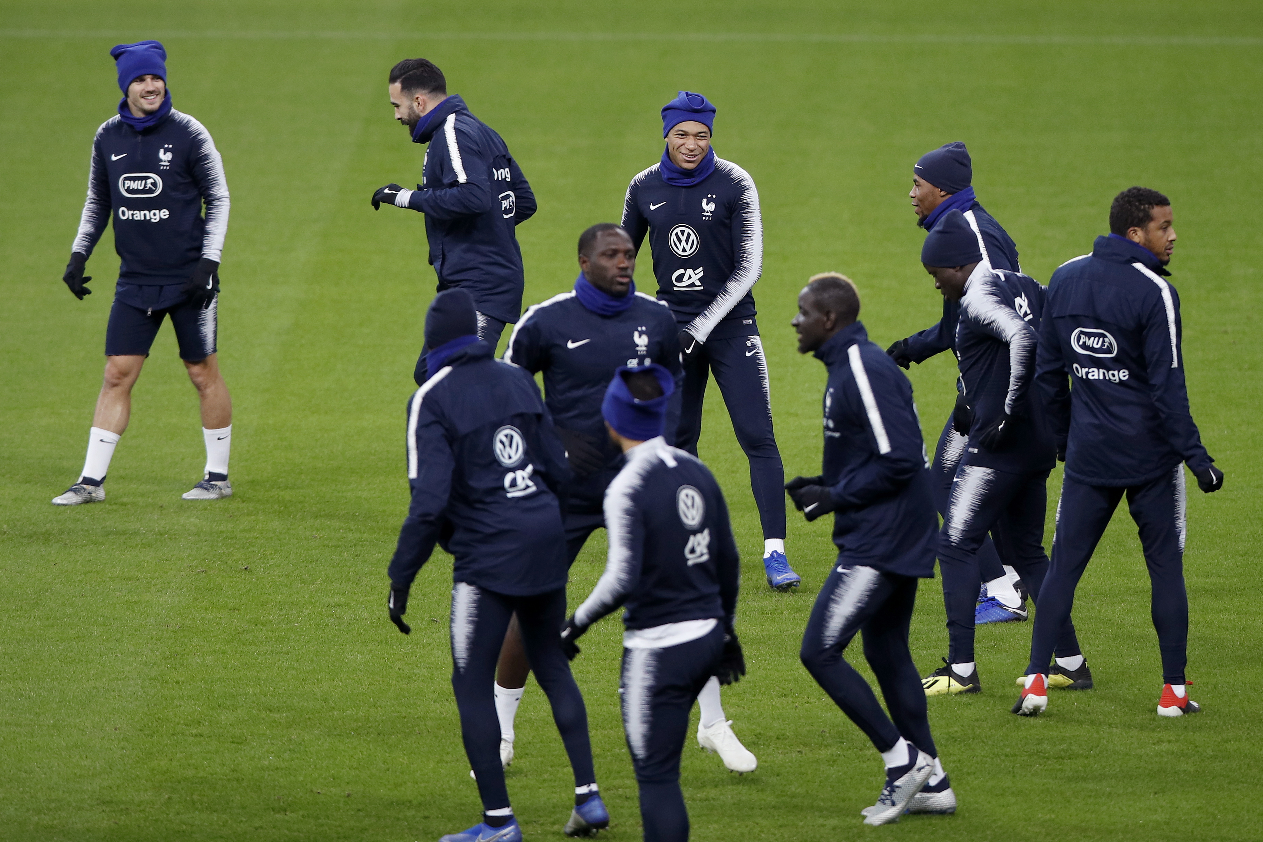 同乐城官网app-法国队在足球职业联赛中积极备战