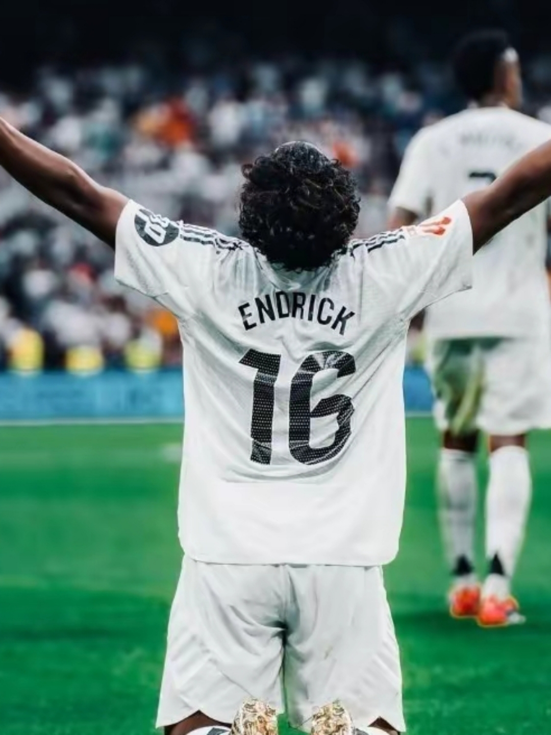 同乐城官方登录入口-关于姆巴佩大赞阿尔巴：你是世界上最出色的后卫！的信息