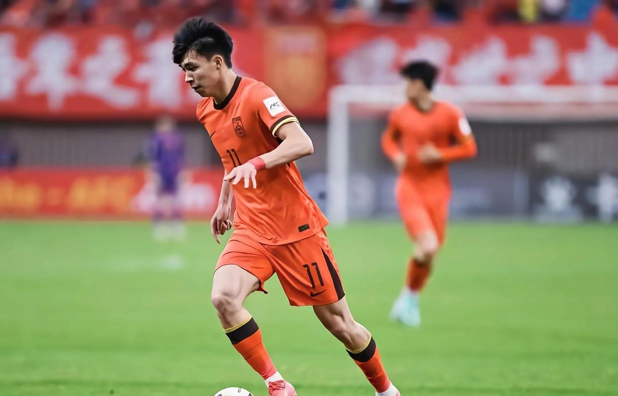 球队核心球员表现亮眼,球队士气高涨 球队核心球员表现亮眼,球队士气高涨