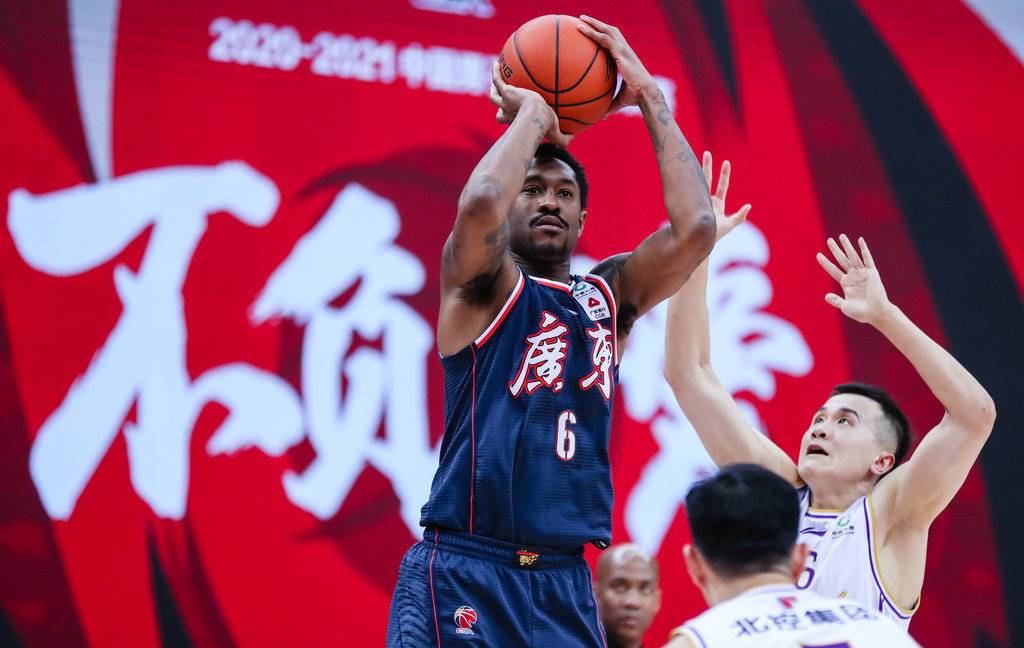 北京首钢豪取九连胜，领先积分榜稳坐第一！