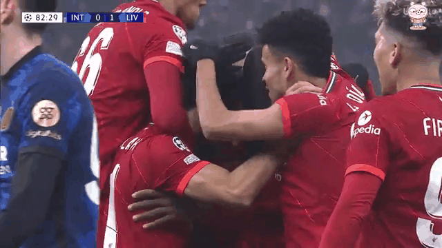 比利时无缘决赛,球员离场时无奈 比利时无缘决赛,球员离场时无奈